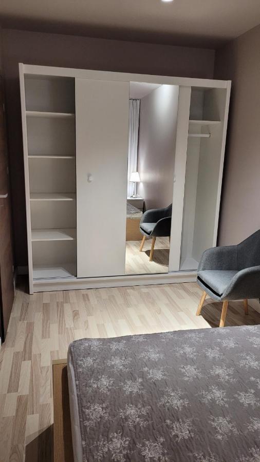 Apartament25B, Plaza, Internet, Netflix Danzig Exterior foto